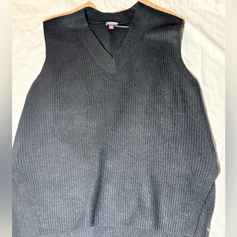 Vince Camuto Dark Gray V-Neck Sweater Vest
